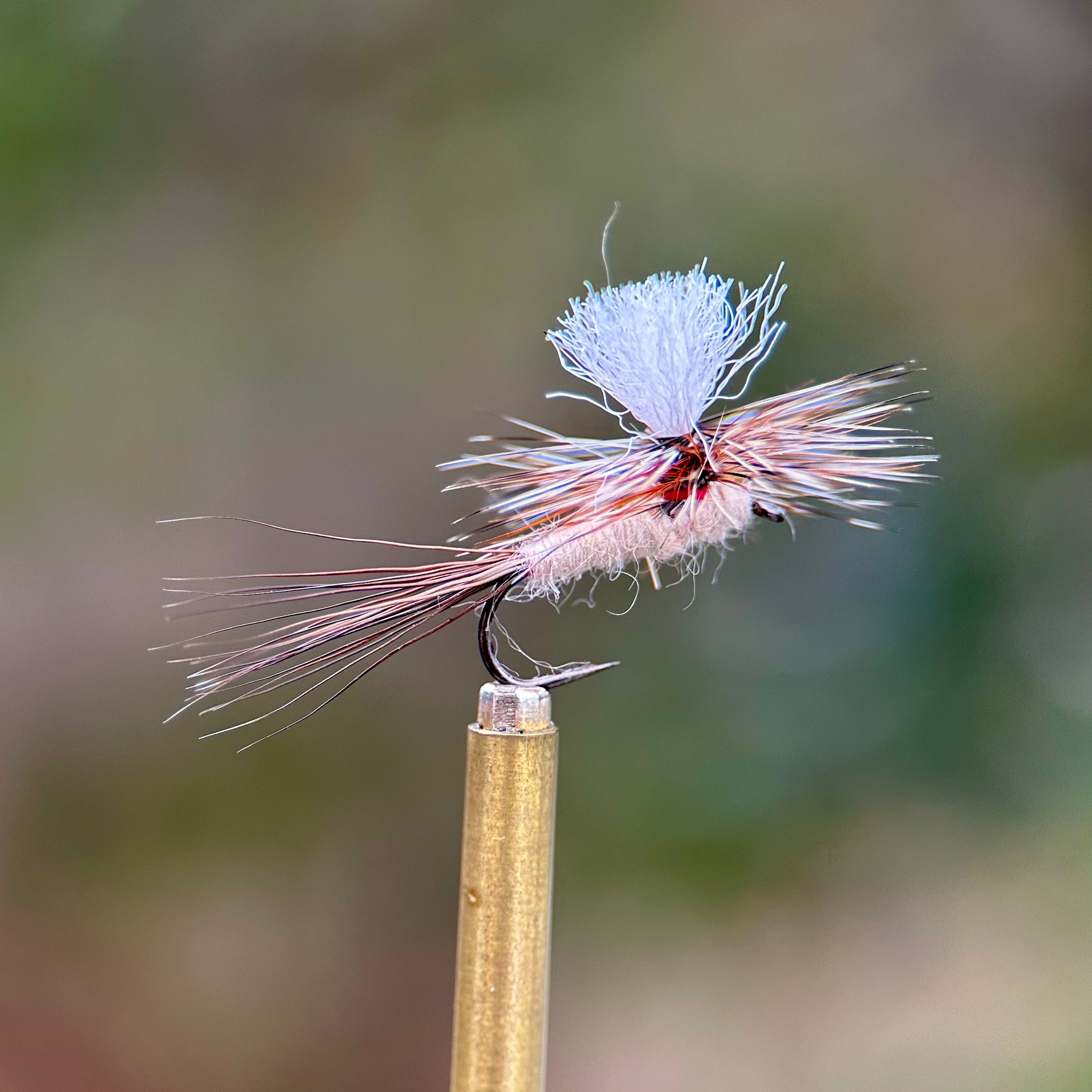 cream parachute dry fly