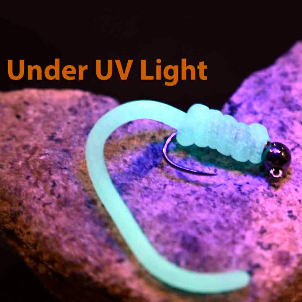 Blue glow in the dark fishing worms, These glowing fishing …